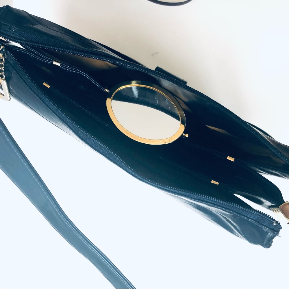 Lou Taylor Vintage Smooth Leather Shoulder Bag in Exquisite Condition. Deep Blue - Picture 8 of 16